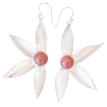 Load image into Gallery viewer, Blossom twist earrings